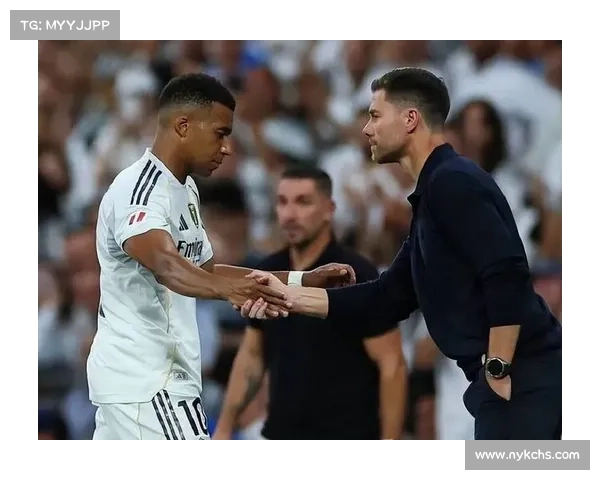 瓦尔韦德吐槽位置安排皇马主帅阿隆索火速回应引发外界广泛热议